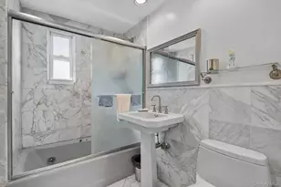 2727 Matthews Ave, Bronx, NY 10467 - Photo 23