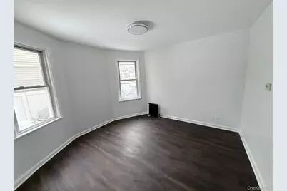 40 4th Street, Valley Stream, NY 11581 - Photo 3