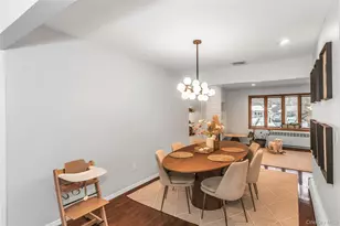 88 Burton Ln, Commack, NY 11725 - Photo 5