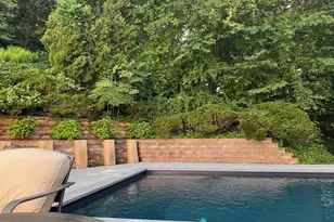 1550 Laurel Hollow Rd, Syosset, NY 11791 - Photo 31