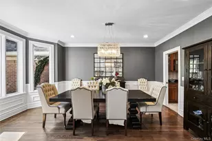 1550 Laurel Hollow Rd, Syosset, NY 11791 - Photo 11