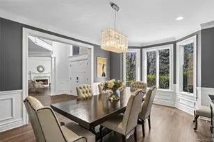 1550 Laurel Hollow Rd, Syosset, NY 11791 - Photo 9