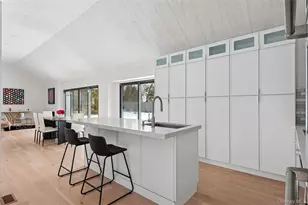 10 Hampton St, Westhampton Beach, NY 11978 - Photo 7