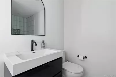 10 Hampton Street, Westhampton Beach, NY 11978 - Photo 17