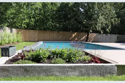 10 Hampton Street, Westhampton Beach, NY 11978 - Photo 21