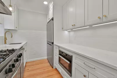 20 Chestnut Street #3, Rye, NY 10580 - Photo 9