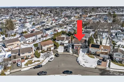 381 Robyn Place, East Meadow, NY 11554 - Photo 27