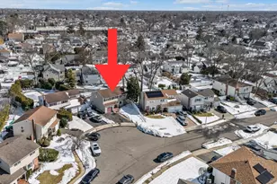 381 Robyn Pl, East Meadow, NY 11554 - Photo 25