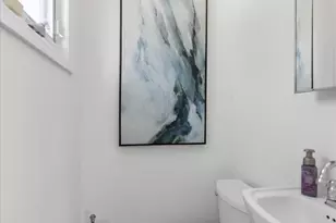 381 Robyn Pl, East Meadow, NY 11554 - Photo 19