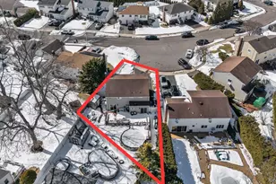 381 Robyn Pl, East Meadow, NY 11554 - Photo 29