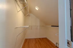 21 Mt Snow Ln, Coram, NY 11727 - Photo 9