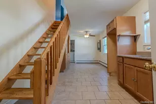 21 Mt Snow Ln, Coram, NY 11727 - Photo 5