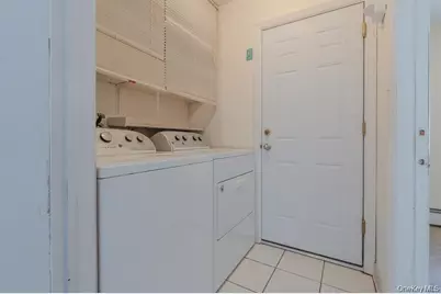 21 Mount Snow Lane, Coram, NY 11727 - Photo 11