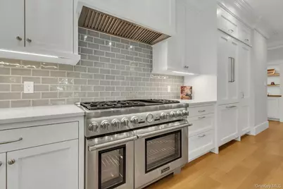 120 Cambon Avenue, Saint James, NY 11780 - Photo 19