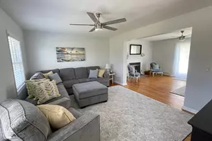 59 Peconic Ave, Shelter Island, NY 11964 - Photo 3