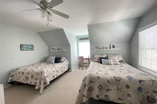 59 Peconic Ave, Shelter Island, NY 11964 - Photo 15