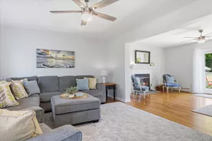 59 Peconic Ave, Shelter Island, NY 11964 - Photo 5