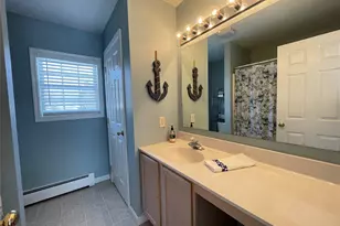 59 Peconic Ave, Shelter Island, NY 11964 - Photo 11