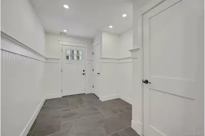 32 Sycamore Road, Scarsdale, NY 10583 - Photo 25