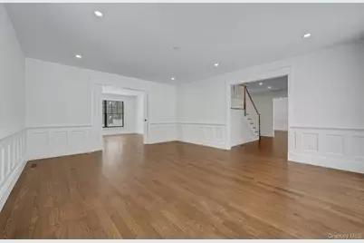 32 Sycamore Road, Scarsdale, NY 10583 - Photo 19