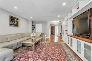 170 Old Courthouse Rd, Manhasset Hills, NY 11040 - Photo 13