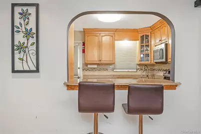 6722 166th Street, Fresh Meadows, NY 11365 - Photo 11