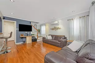 67-22 166th St, Fresh Meadows, NY 11365 - Photo 3