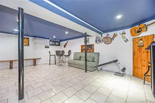 67-22 166th St, Fresh Meadows, NY 11365 - Photo 17