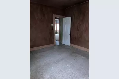 311 Park Avenue, Freeport, NY 11520 - Photo 9