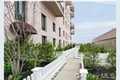 100 W Broadway #1D, Long Beach, NY 11561 - Photo 3