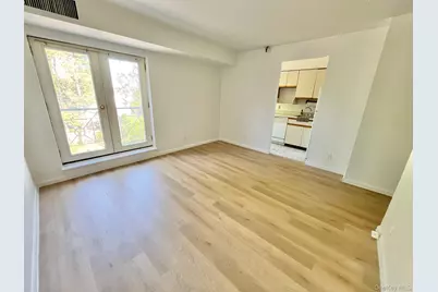 501 N Barry Avenue #2F, Mamaroneck, NY 10543 - Photo 5