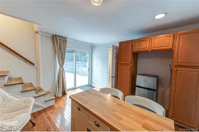 14 Willoughby Place, West Islip, NY 11795 - Photo 11