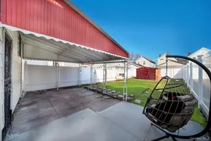 93-17 214th St, Queens Village, NY 11428 - Photo 25