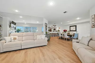 508 Fox Hill Drive, Calverton, NY 11933 - Photo 15