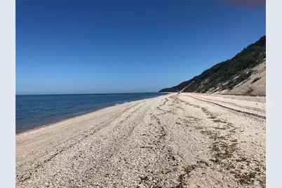 508 Fox Hill Drive, Calverton, NY 11933 - Photo 29