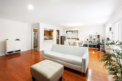 21 Canterbury Road #6, Great Neck, NY 11021 - Photo 7