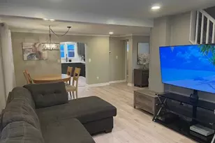 25 Wood Ave, Patchogue, NY 11772 - Photo 9