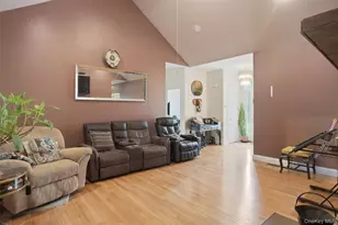 576 Burlingham Rd, Bloomingburg, NY 12721 - Photo 17