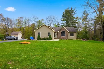 576 Burlingham Road, Bloomingburg, NY 12721 - Photo 3