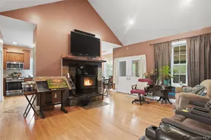 576 Burlingham Rd, Bloomingburg, NY 12721 - Photo 15