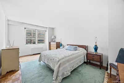 300 E 40th Street #4T, New York, NY 10016 - Photo 13