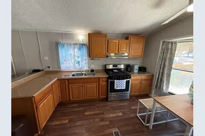 379 Ellen (Aka Forest Park) Street, Wallkill, NY 12589 - Photo 5