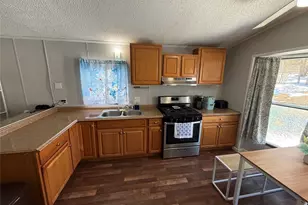 379 Ellen (Aka Forest Park) St, Wallkill, NY 12589 - Photo 5