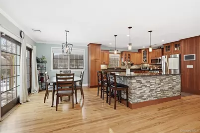 9 Mercury Court, Carmel, NY 10512 - Photo 11