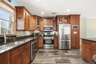 9 Mercury Ct, Carmel, NY 10512 - Photo 7