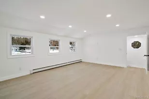 10 Linda Ln, Central Islip, NY 11722 - Photo 5