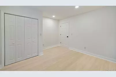 10 Linda Ln, Central Islip, NY 11722 - Photo 13