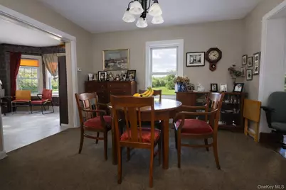 90 S Middletown Road, Pearl River, NY 10965 - Photo 9