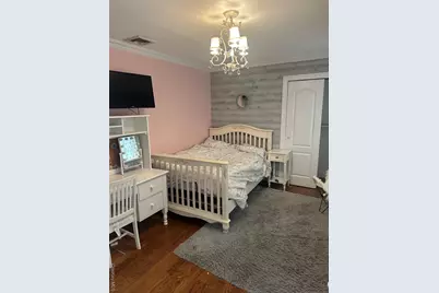 17 Lee Avenue, Rockville Centre, NY 11570 - Photo 11