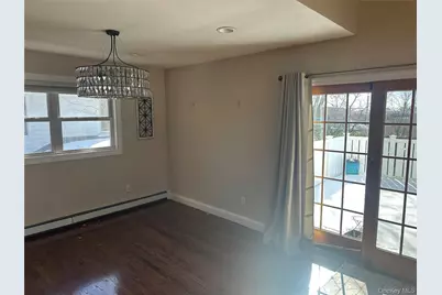 17 Lee Avenue, Rockville Centre, NY 11570 - Photo 7